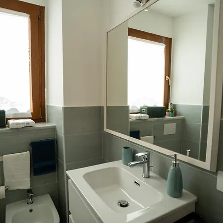 Minicasa Il Salone Di Gino Apartmán *